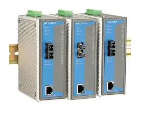 МОХА IMC-101-M-SC Медиа-конвертер Ethernet 10/100BaseTX в 100BaseFX (многомодовое оптоволокно) в металлическом корпусе